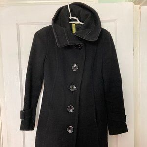Soia & Kyo Black Form Fitted Peacoat